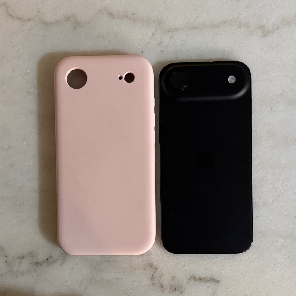 iPhone Air protective silicone case  🎀